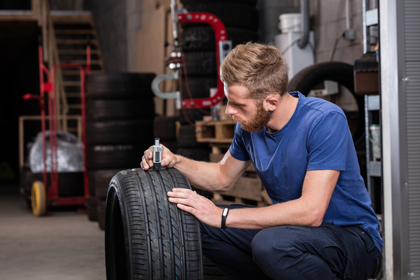 Minimálna hĺbka dezénu pneumatík – prečo je hĺbka dezénu dôležitá?